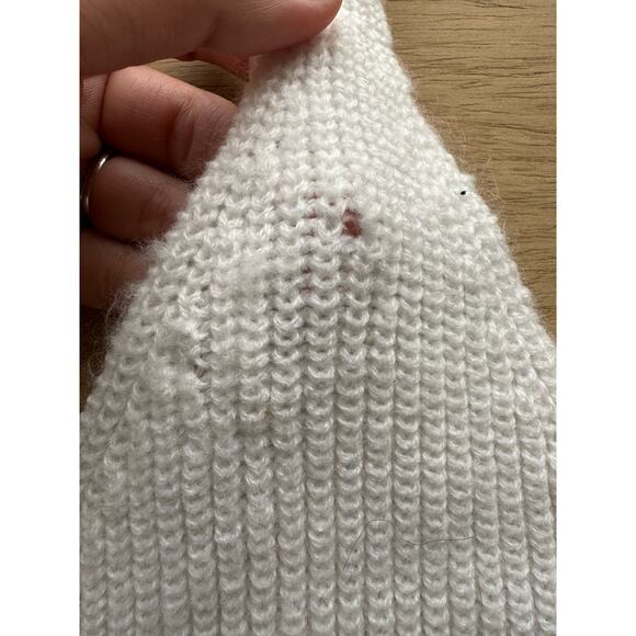 SHEIN Bundle 2 Crop Knit Tanks Tops Black White Size Large Women’s Tops V-Neck - Picture 6 of 8